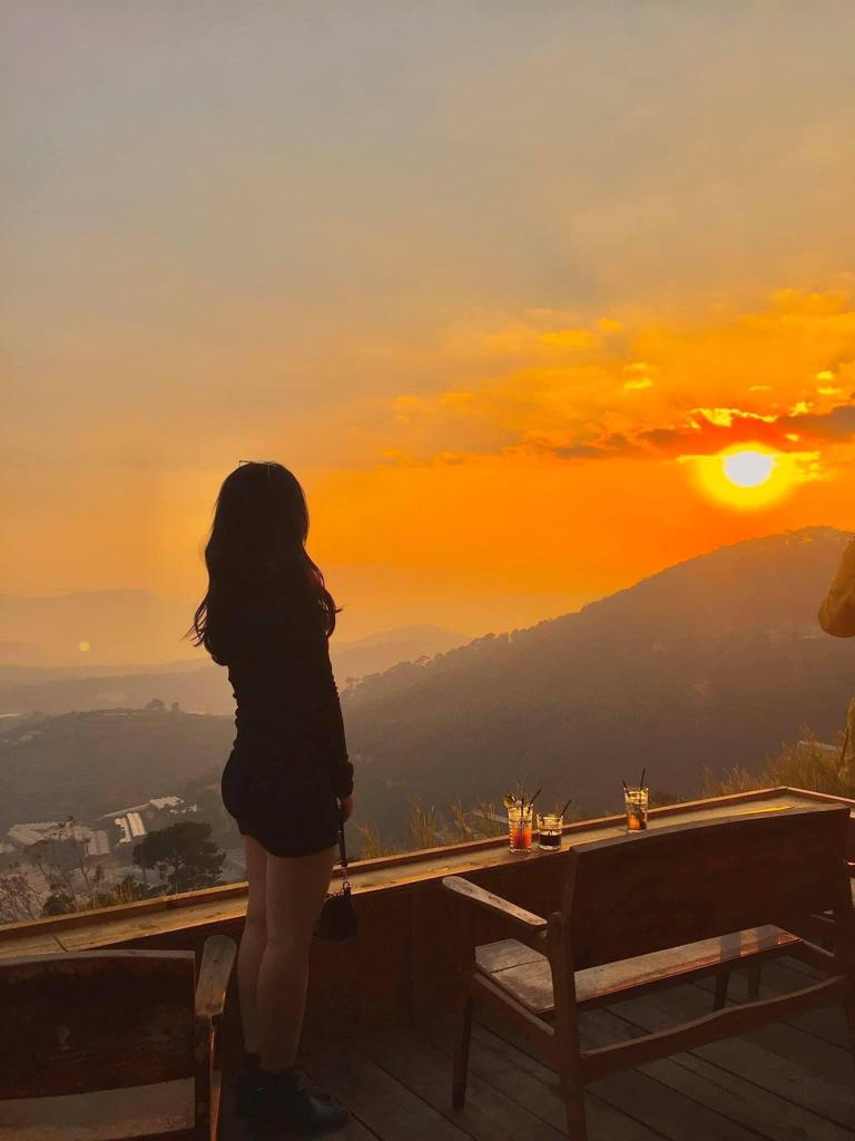 5 tiệm café đẹp nhất Đà Lạt dẫu có đông nhưng ai cũng sẵn sàng chờ để được  checkin